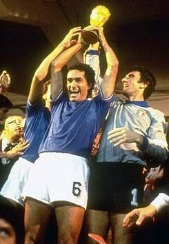 他又稳稳罚 他又稳稳罚