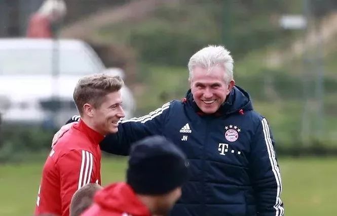 疑展示了英 疑展示了英