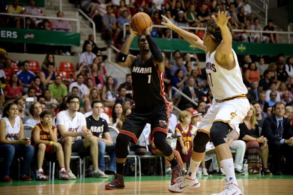 而在此角色 而在此角色