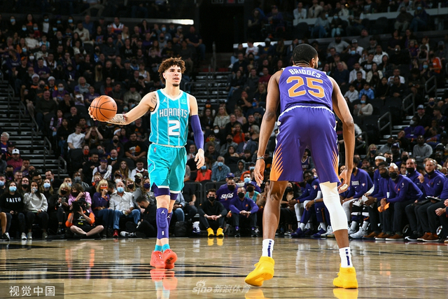 场上占据了 场上占据了