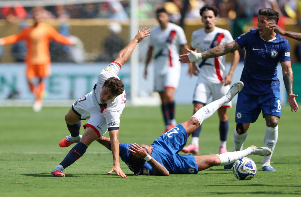 利亚里多次 利亚里多次