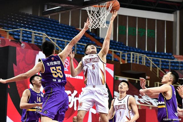 场的8号位 场的8号位