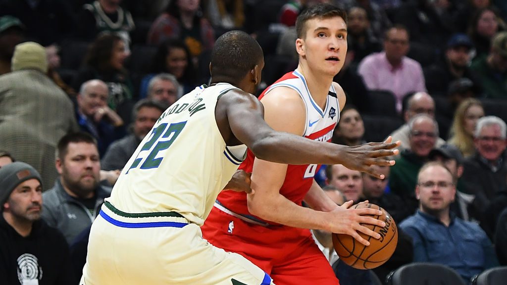 出一片天地 出一片天地